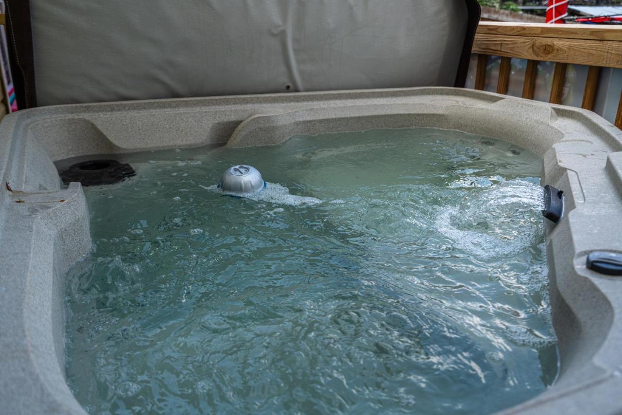 Canary Lake Cottage W/Hot Tub At Sam'S Pizza ฮอตสปริงส์ ภายนอก รูปภาพ